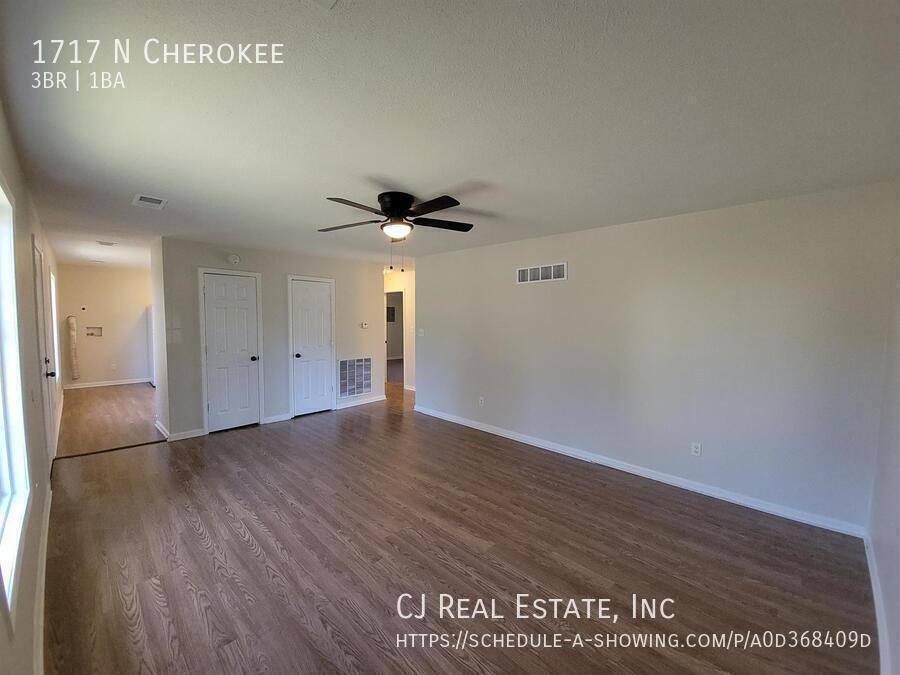 House for rent at 1717 N Cherokee, Independence, MO 64058