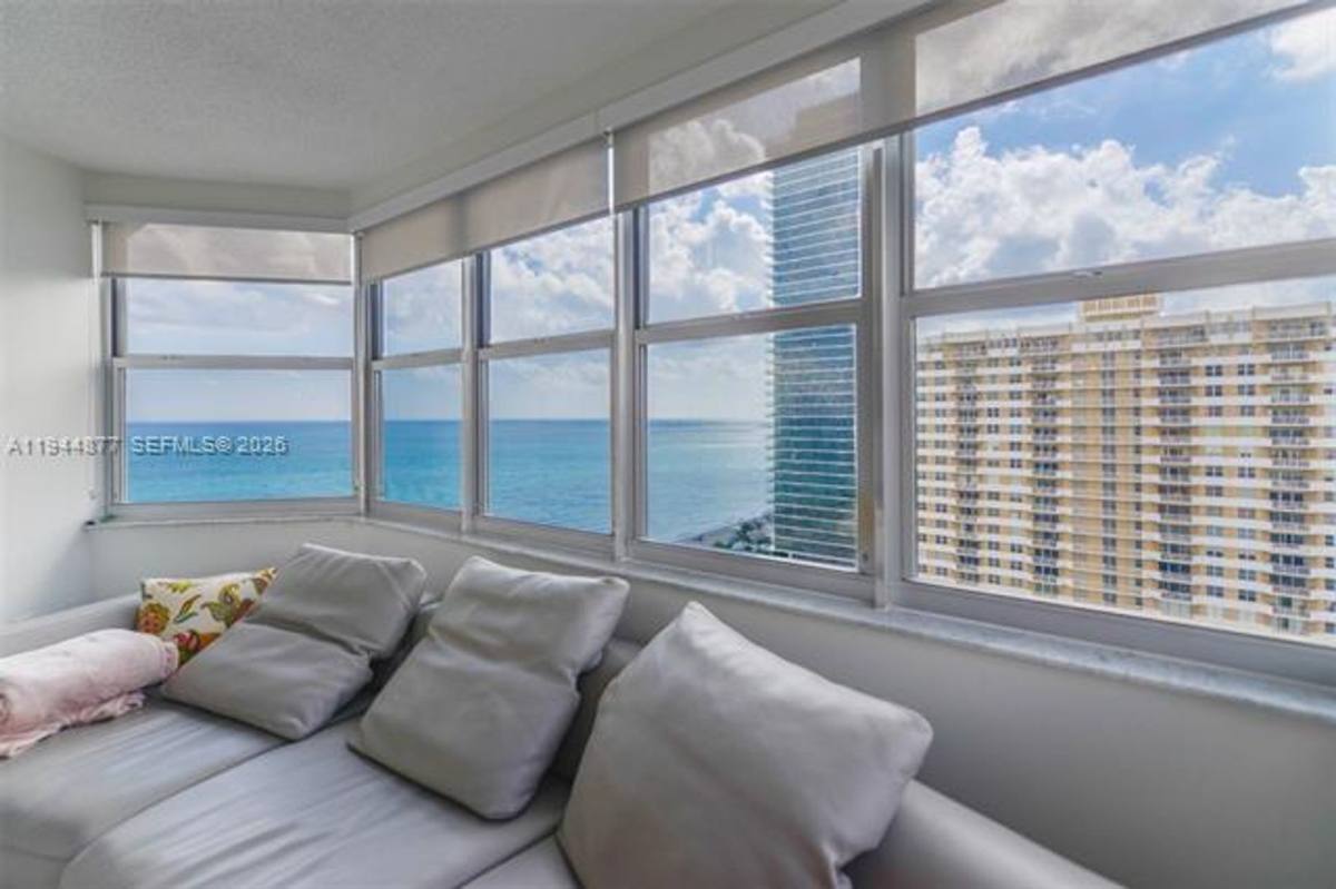 Apartment for rent at 1950 S Ocean Dr, Hallandale, FL 33009