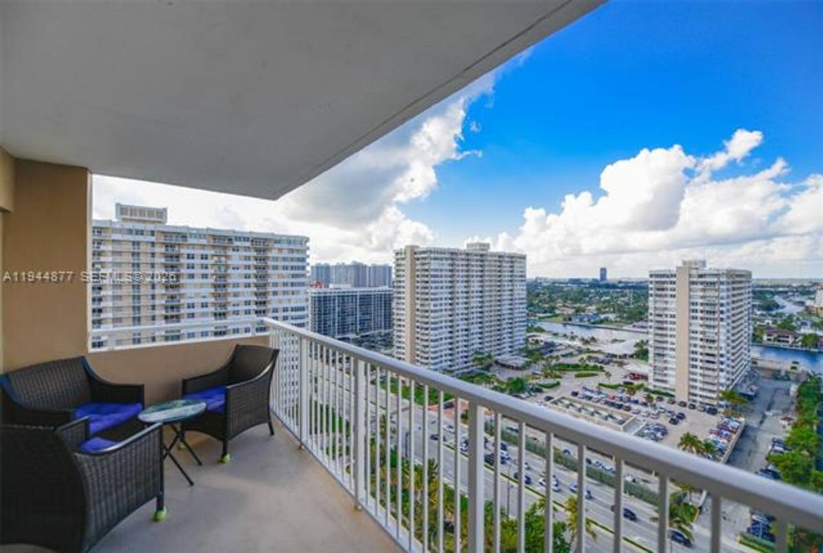Apartment for rent at 1950 S Ocean Dr, Hallandale, FL 33009