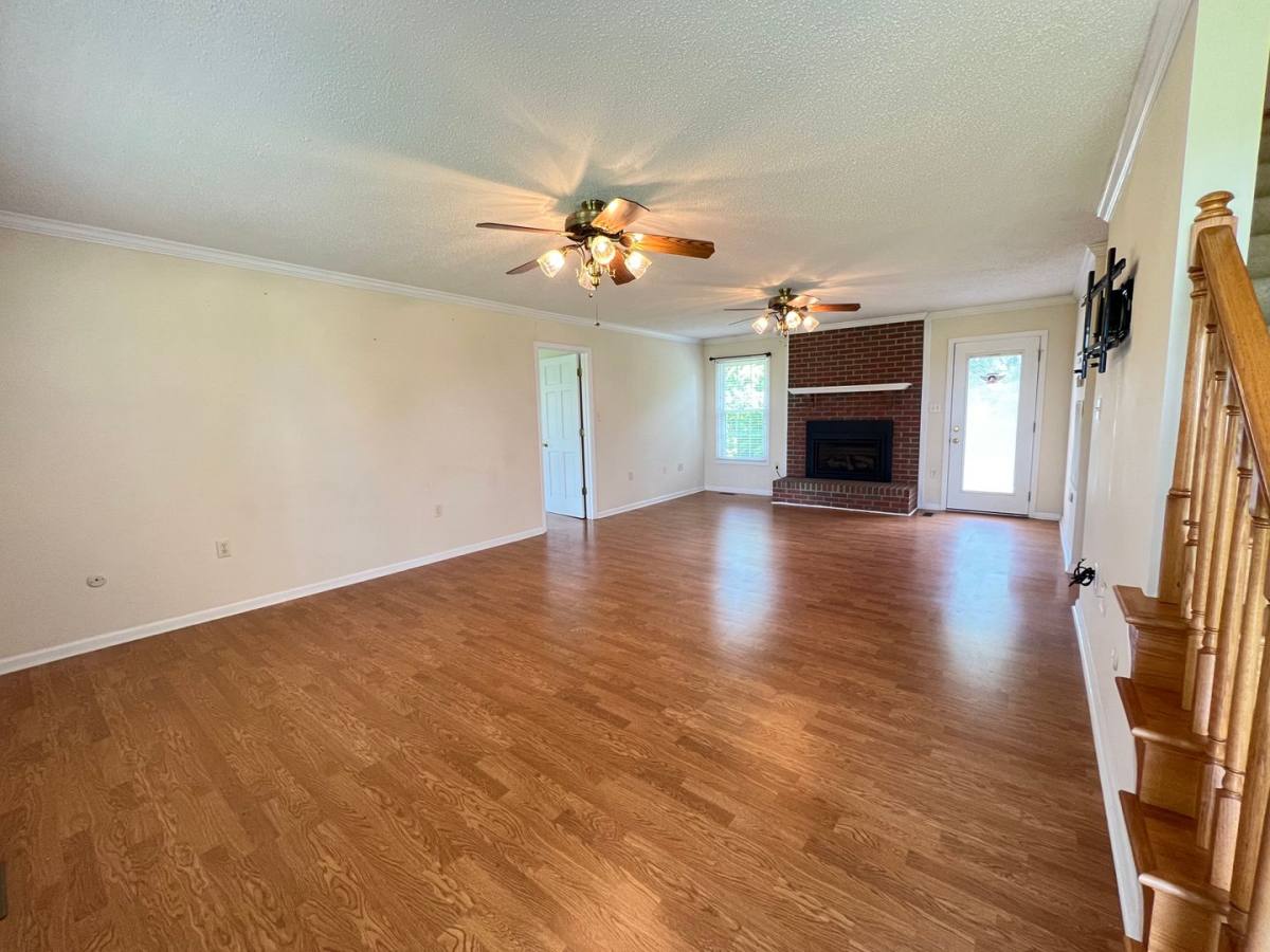 House for rent at 2156 Browns Creek Rd, Brodnax, VA 23920