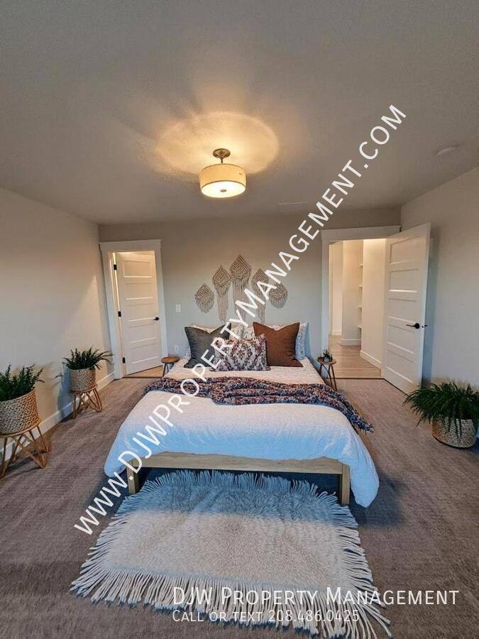 Apartment for rent at 4264 W Lovegood Lane, Meridian, ID 83646