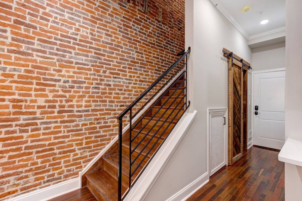 Apartment for rent at 1922 Diamond St, Philadelphia, PA 19121