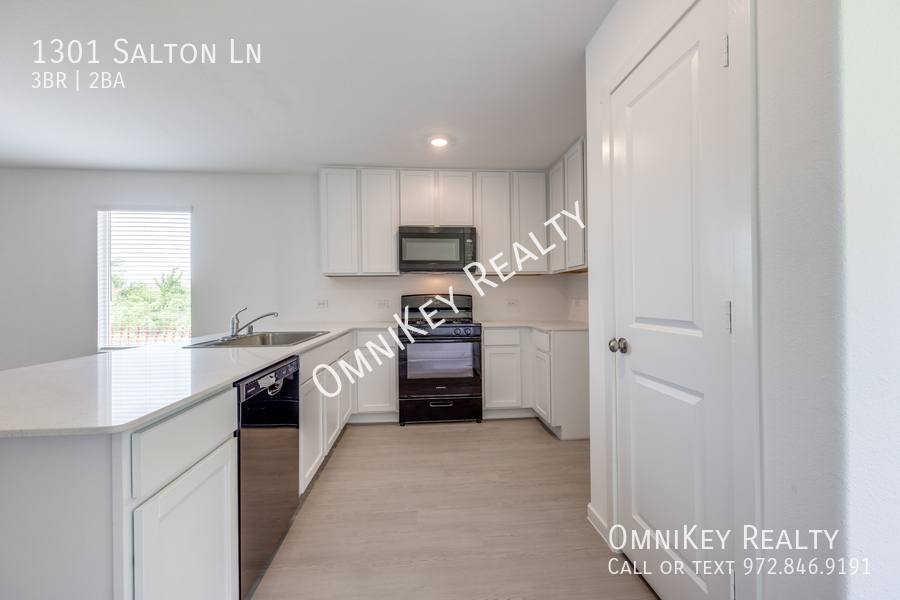 House for rent at 1301 Salton Lane, Sherman, TX 75090