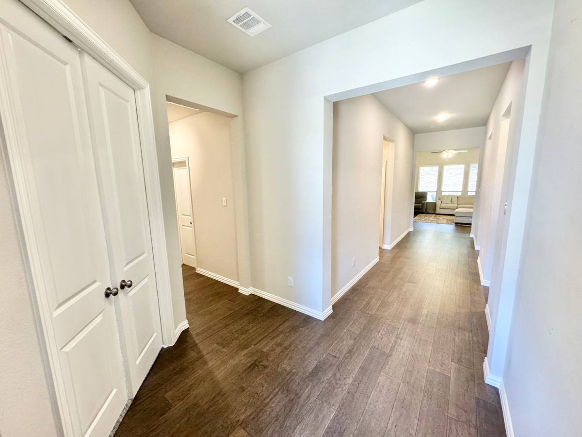 House for rent at 809 Uplands Dr, Argyle, TX 76226