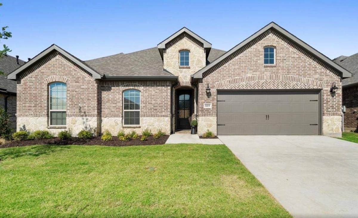 House for rent at 809 Uplands Dr, Argyle, TX 76226