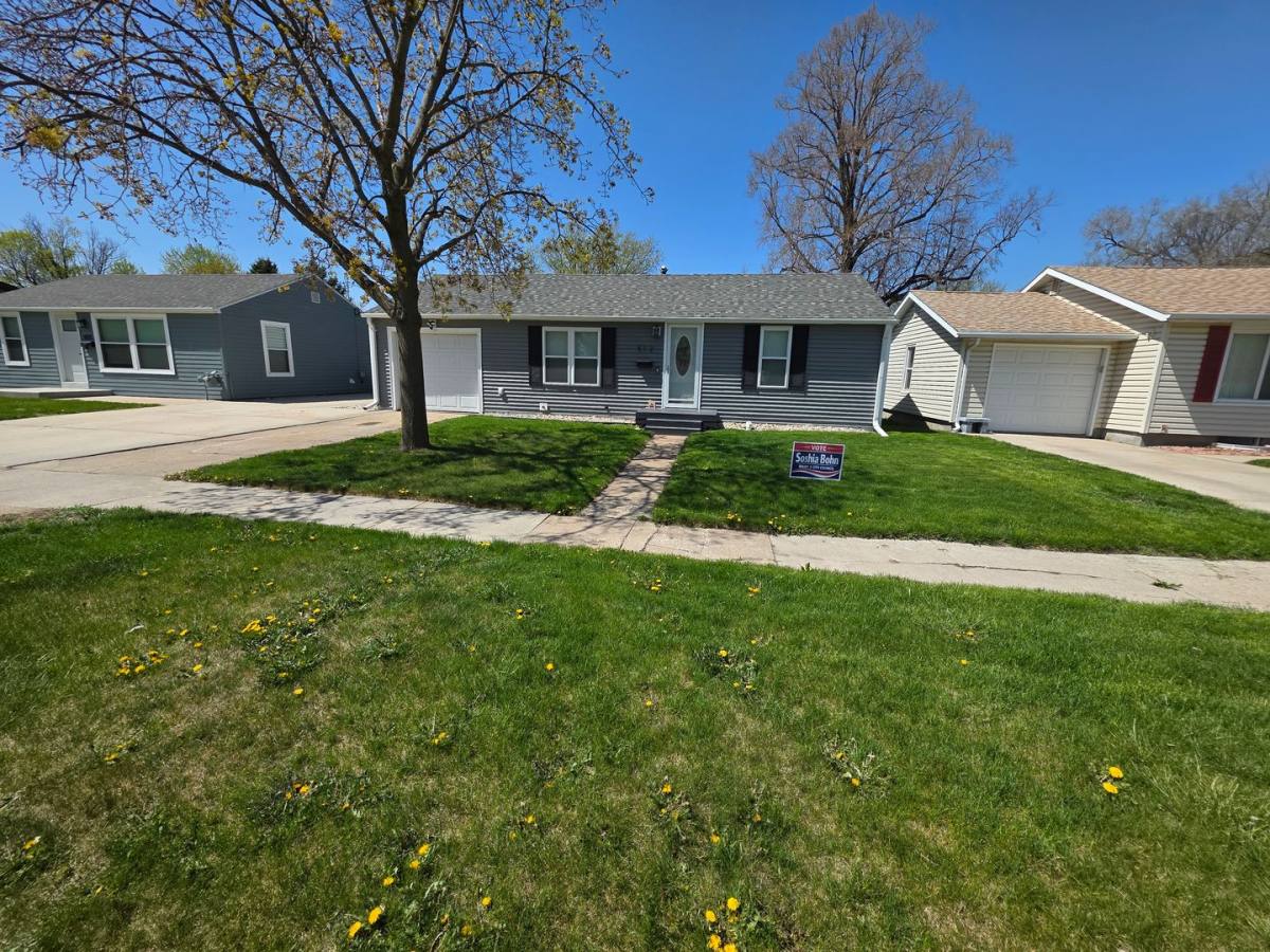 House for rent at 512 Blaine St, Norfolk, NE 68701