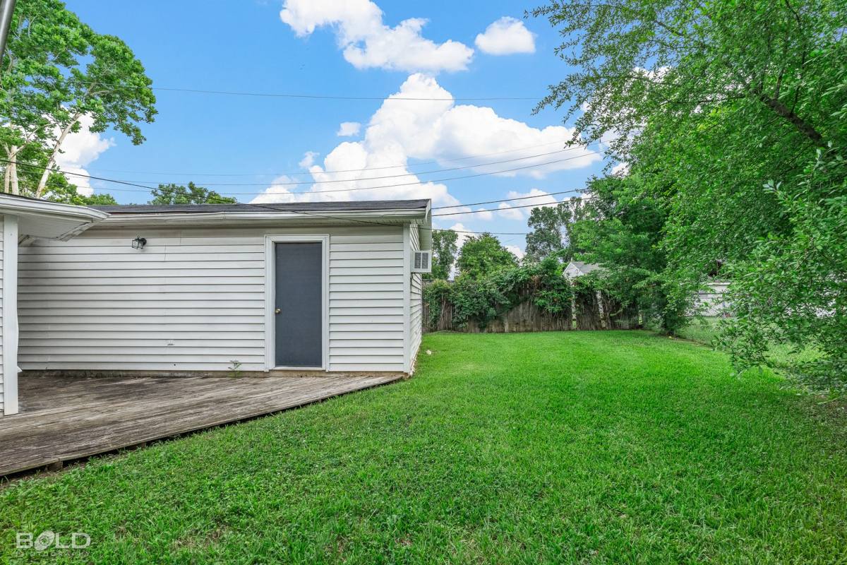 House for rent at 4056 Beech St, Bossier City, LA 71111