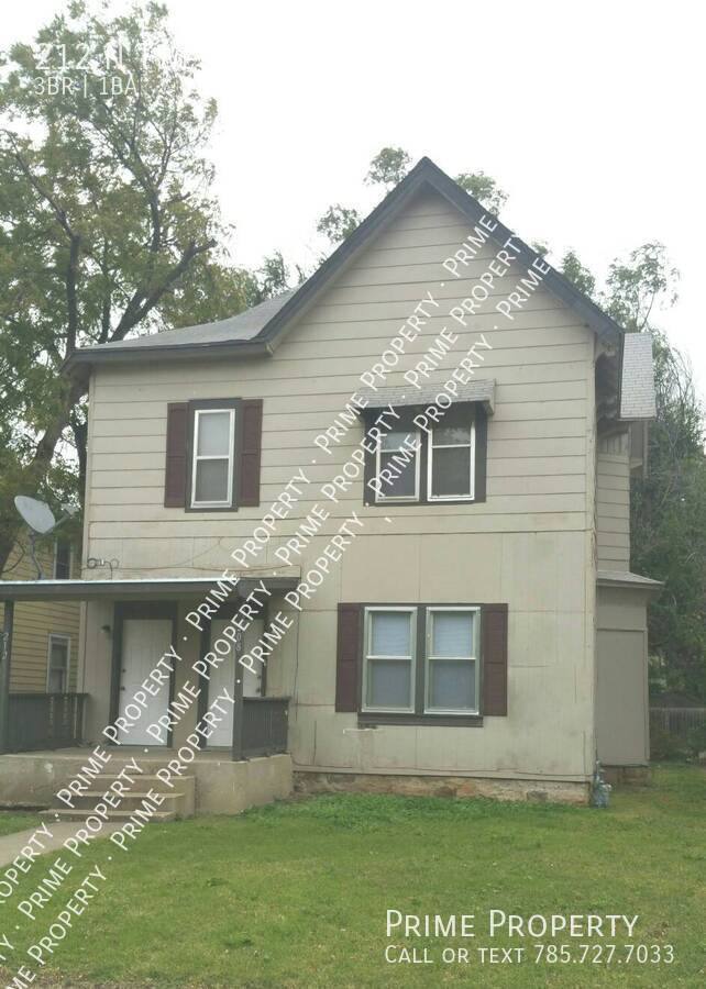 Apartment for rent at 212 N Twelfth #2, Salina, KS 67401