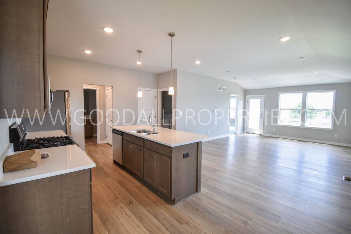 House for rent at 1100 NW Yorktown Dr, Waukee, IA 50263