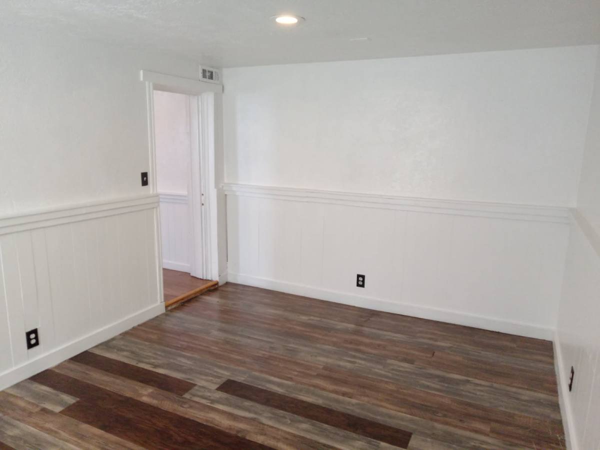 Apartment for rent at 260 W Antelope Dr #24, Clearfield, UT 84015