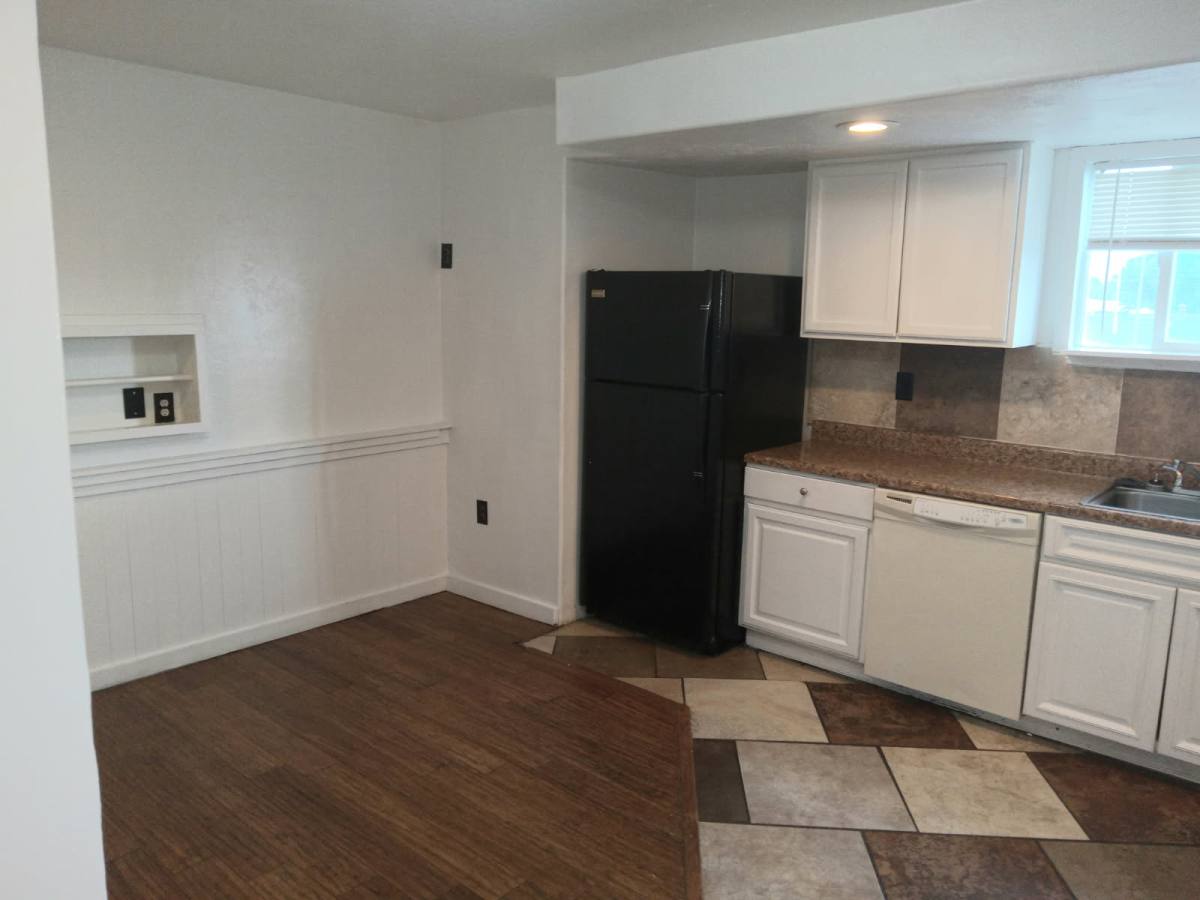 Apartment for rent at 260 W Antelope Dr #24, Clearfield, UT 84015