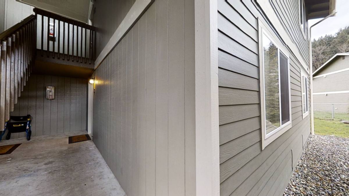 Apartment for rent at 15915 52nd St E, Sumner, WA 98390