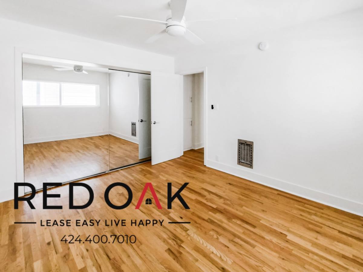 Condo for rent at 120 S Oxford St #8, Los Angeles, CA 90004