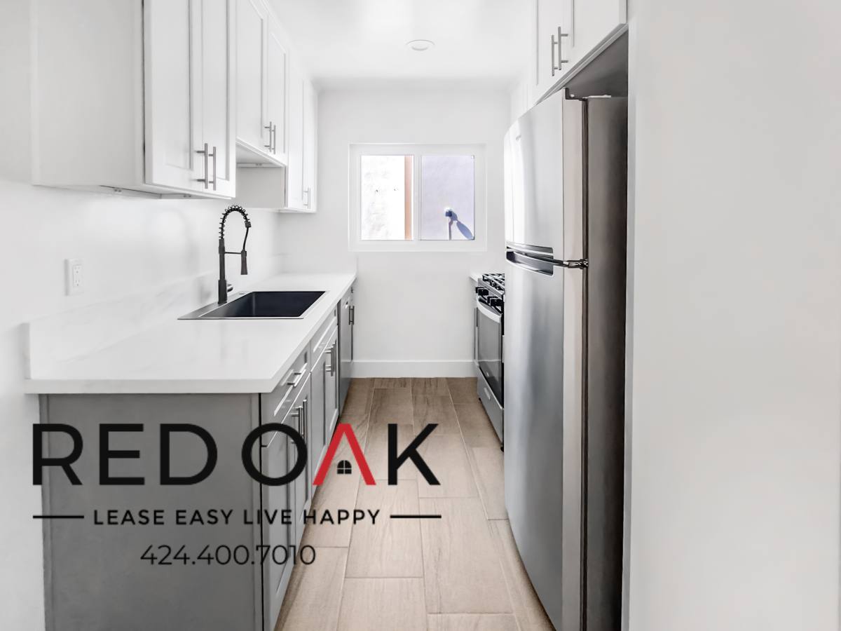 Condo for rent at 120 S Oxford St #8, Los Angeles, CA 90004