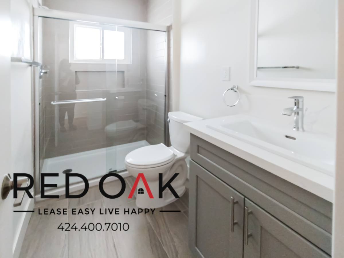 Condo for rent at 120 S Oxford St #8, Los Angeles, CA 90004