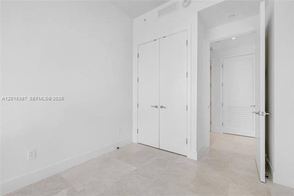 Apartment for rent at 175 SE 25 Rd, Miami, FL 33129