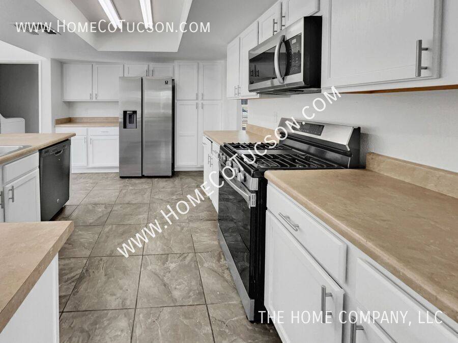 House for rent at 10002 E Stella Rd, Tucson, AZ 85730