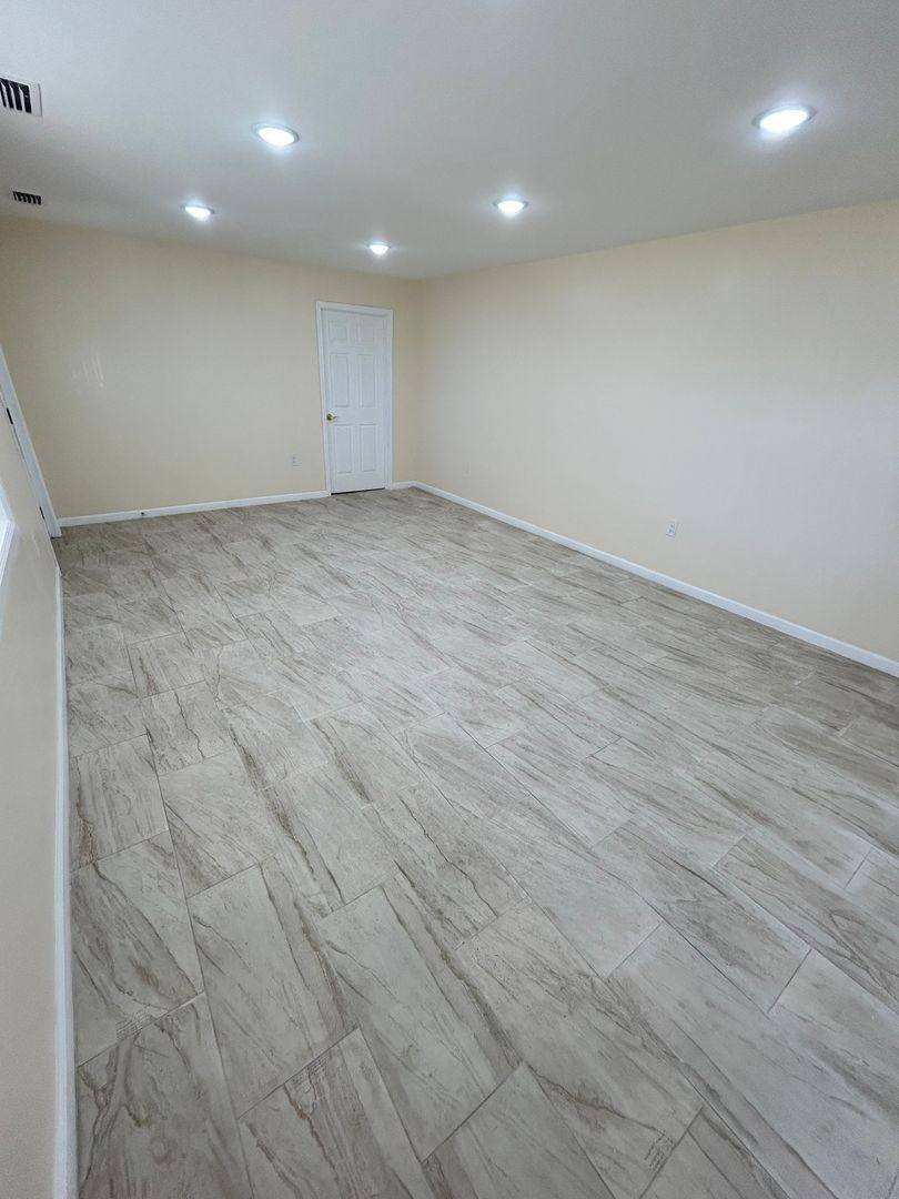 House for rent at 2433 Wakulla Ave, Panama City, FL 32405