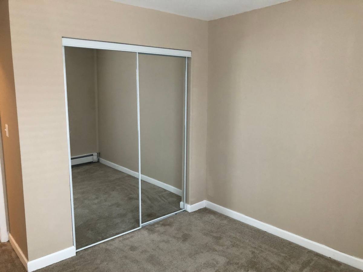 Apartment for rent at 6018 8th Ave, Kenosha, WI 53143