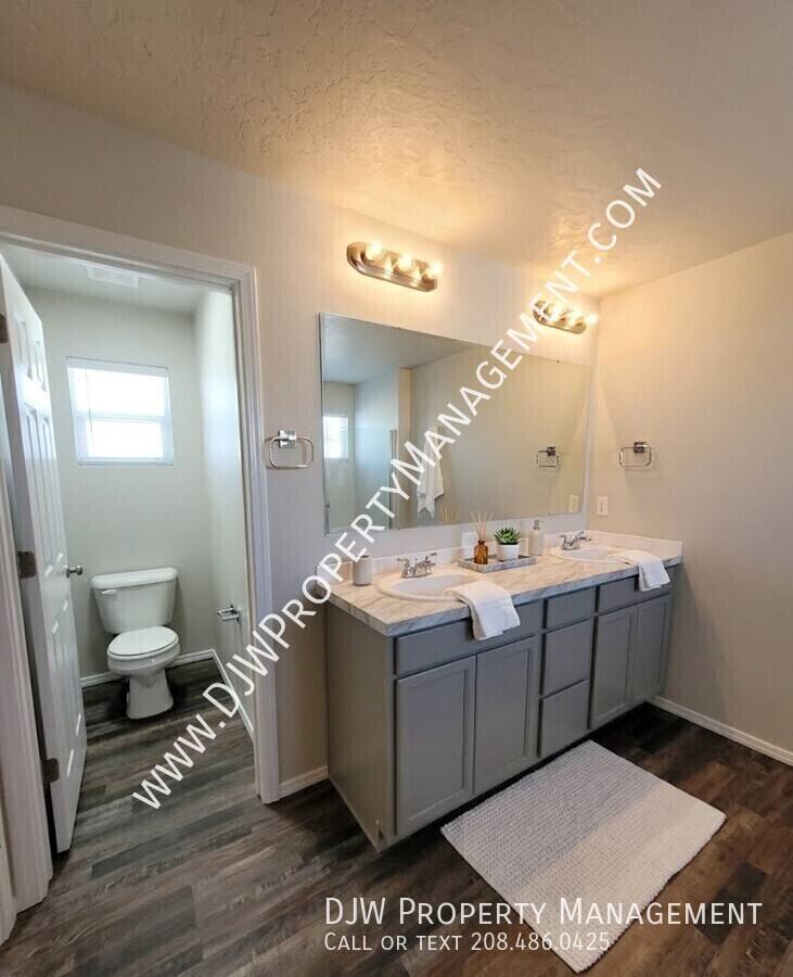 House for rent at 994 Magic Mill Ave, Middleton, ID 83644