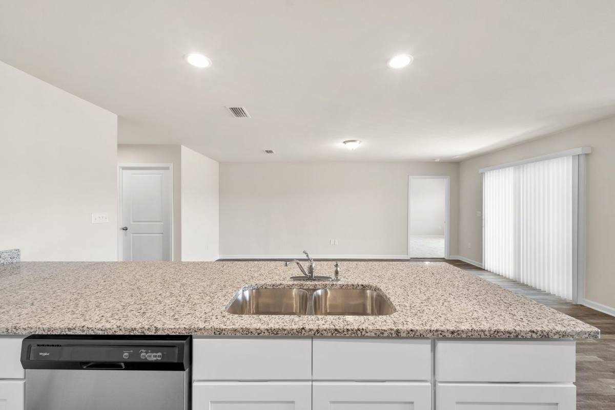 House for rent at 511 Whispering Creek Ave, Freeport, FL 32439