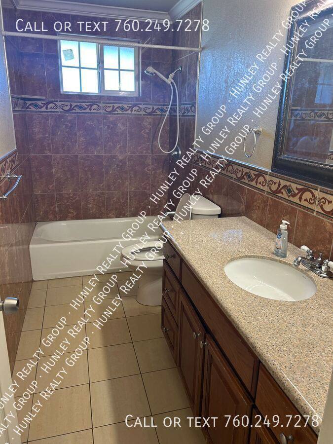 House for rent at 14161 Osage Rd, Apple Valley, CA 92307