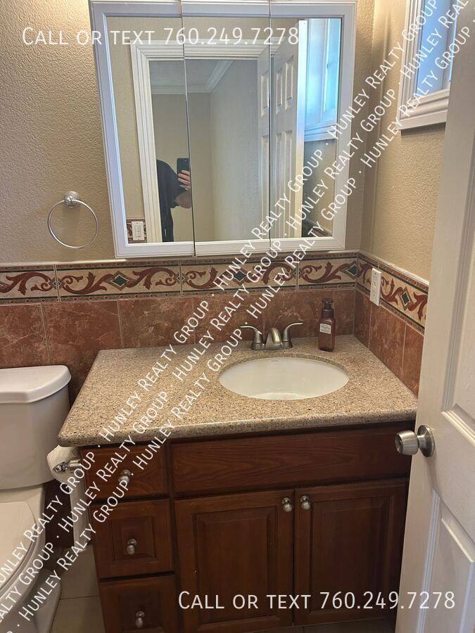 House for rent at 14161 Osage Rd, Apple Valley, CA 92307