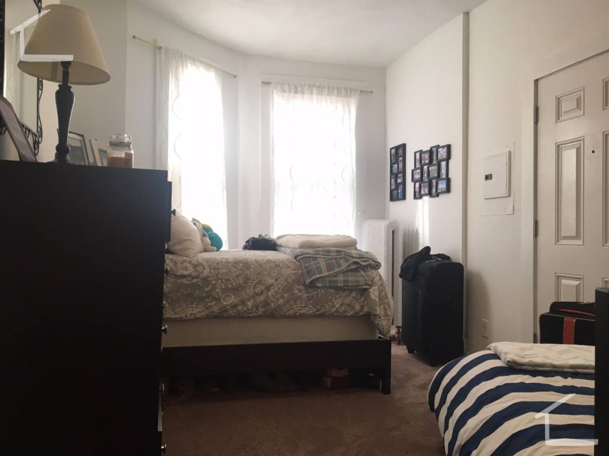 Apartment for rent at 218 Hemenway #1, Boston, MA 02115