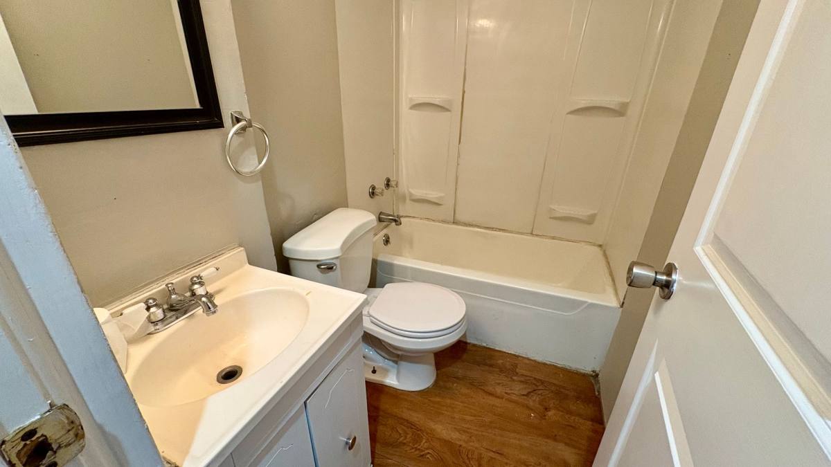Apartment for rent at 158 S Pershing Ave, York, PA 17401