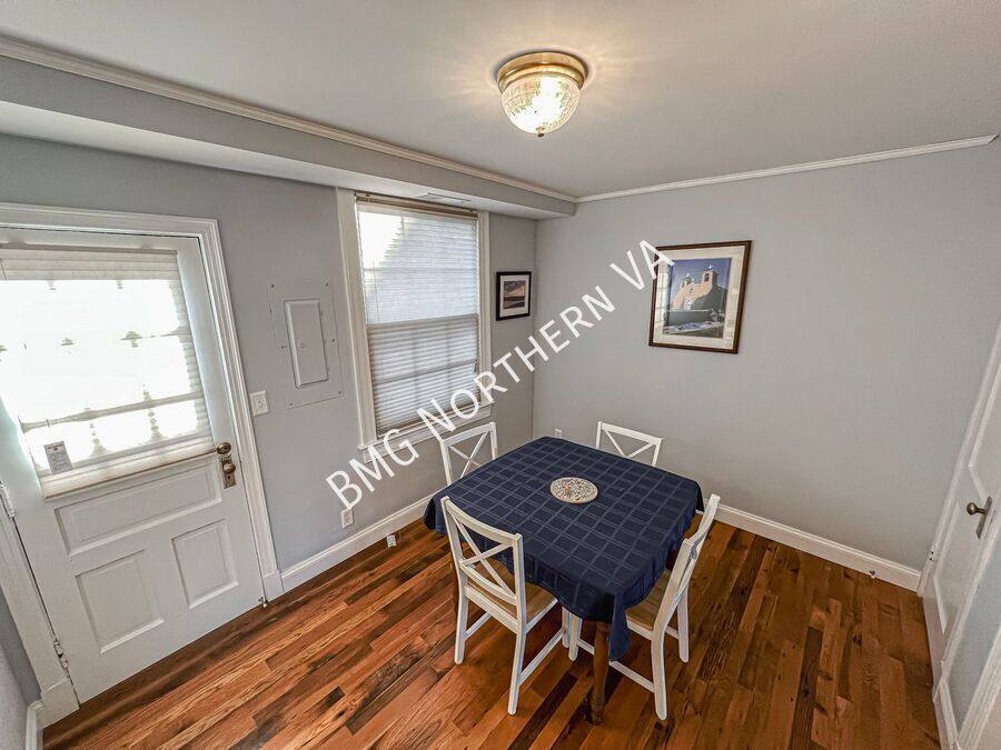 House for rent at 1400 S Edgewood St #520, Arlington, VA 22204