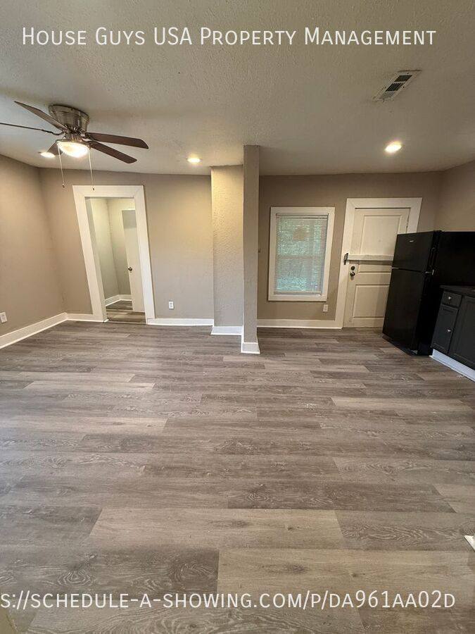 Apartment for rent at 2538 Woodland Ave #2B-2ND Floor, Kansas City, MO 64108