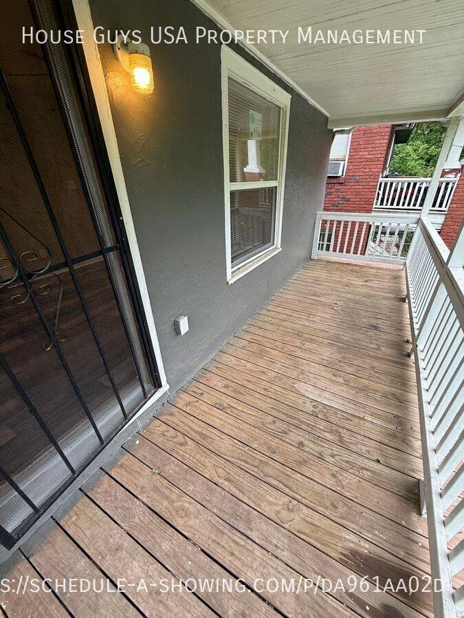Apartment for rent at 2538 Woodland Ave #2B-2ND Floor, Kansas City, MO 64108