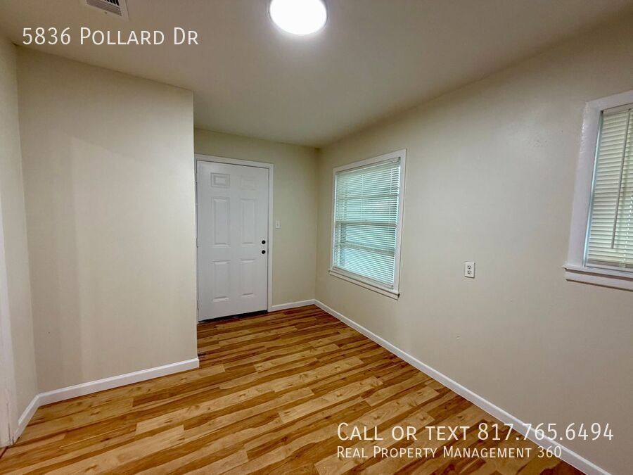 House for rent at 5836 Pollard Dr, Fort Worth, TX 76114
