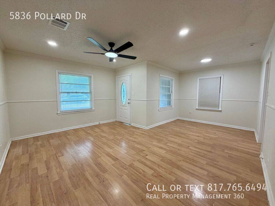 House for rent at 5836 Pollard Dr, Fort Worth, TX 76114