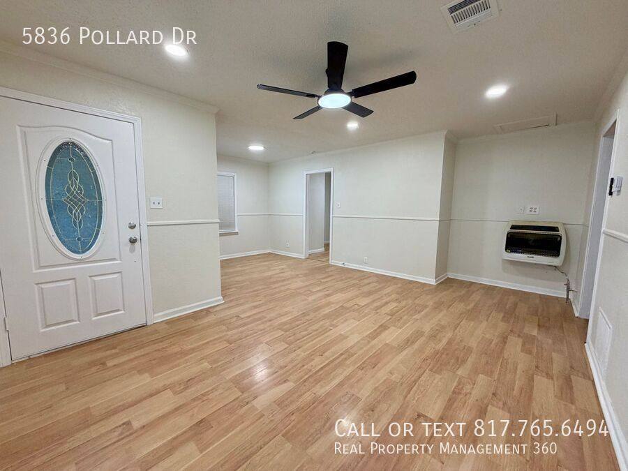 House for rent at 5836 Pollard Dr, Fort Worth, TX 76114