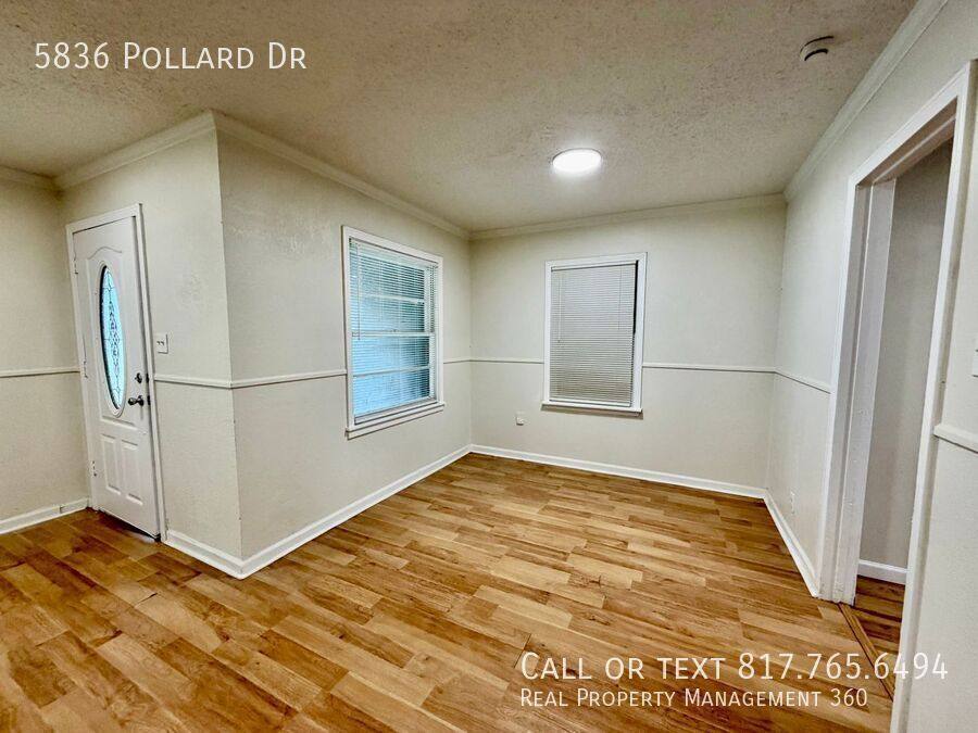 House for rent at 5836 Pollard Dr, Fort Worth, TX 76114
