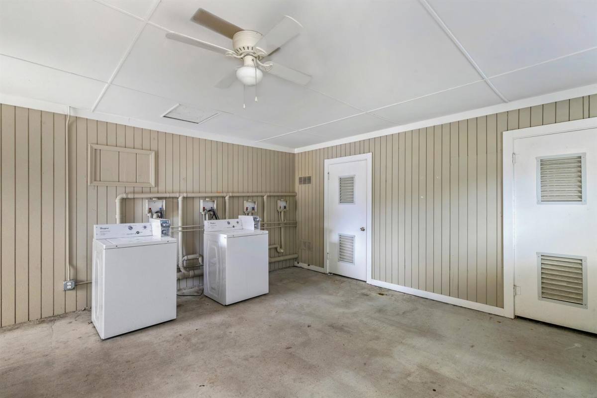 Apartment for rent at 2033 3rd St #1, Lake Charles, LA 70601