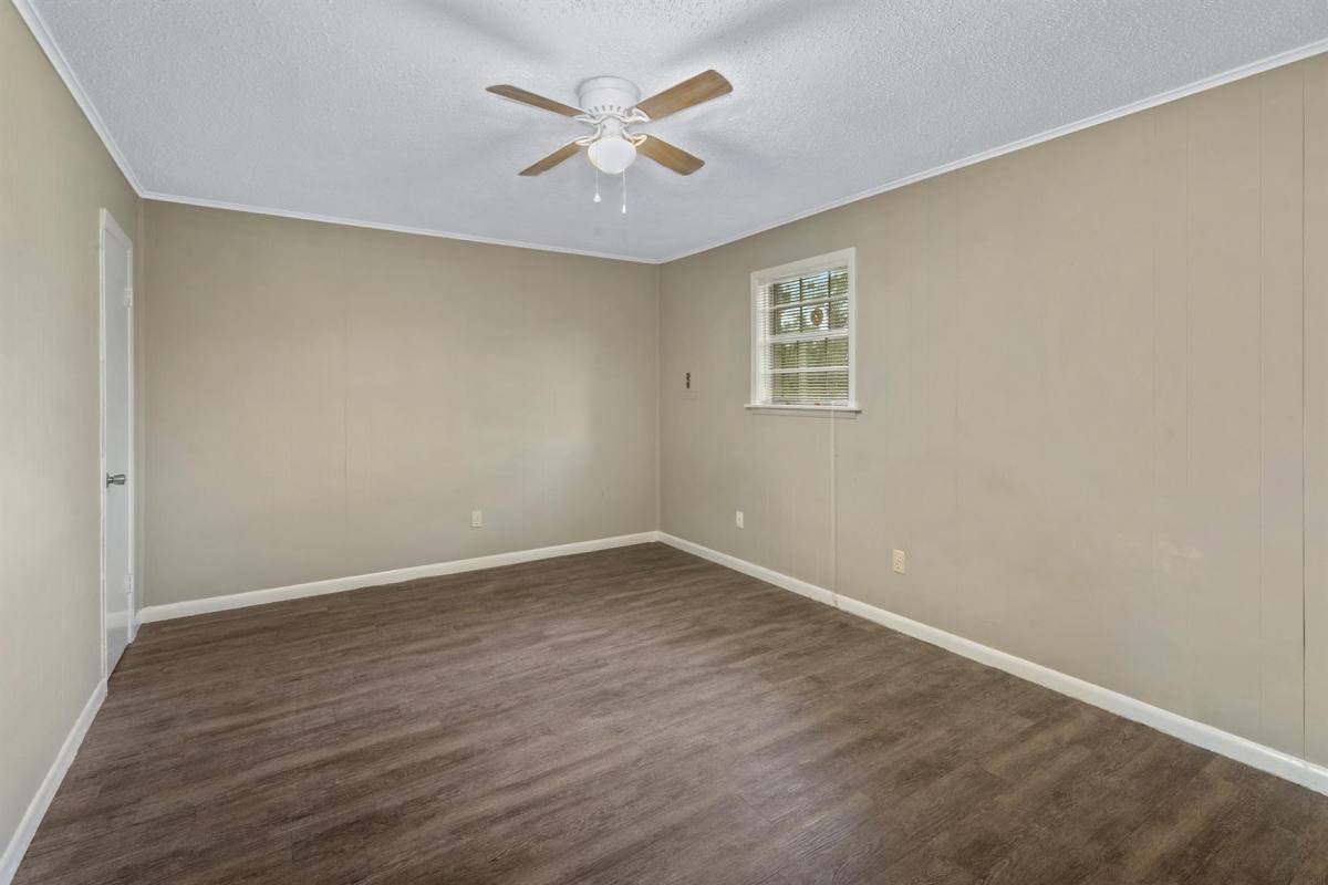 Apartment for rent at 2033 3rd St #1, Lake Charles, LA 70601