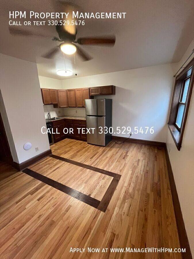 Apartment for rent at 21 S Highland Ave #1, Akron, OH 44303