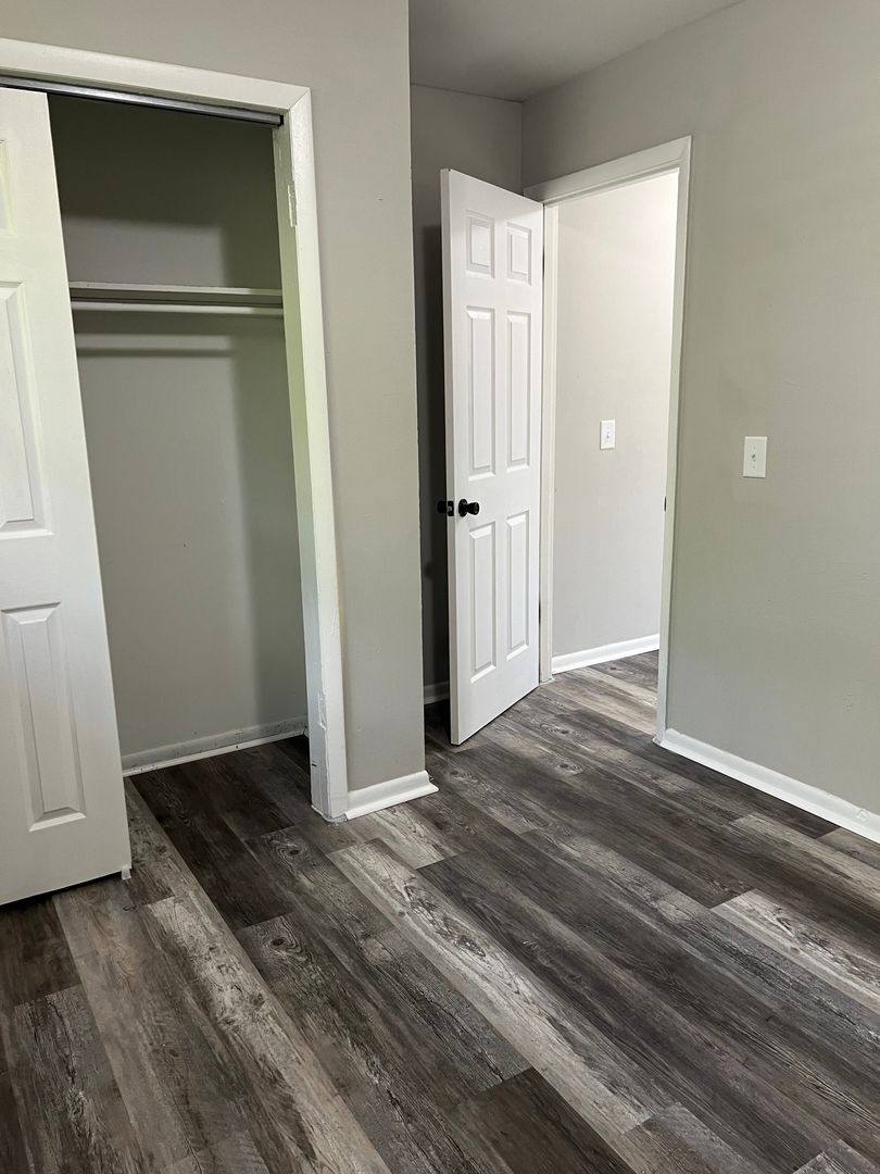 Apartment for rent at 1844 Hickorydale Dr, Dayton, OH 45406