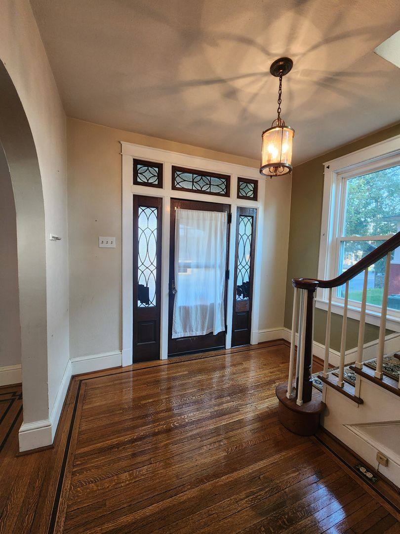House for rent at 470 Maple St, Manchester, PA 17345