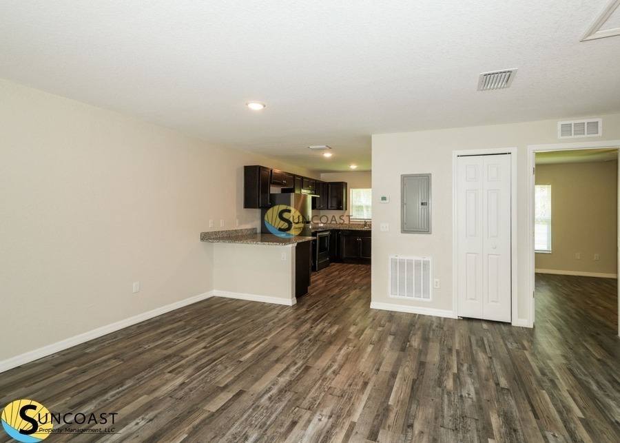 Apartment for rent at 9454 N Travis Dr, Dunnellon, FL 34434
