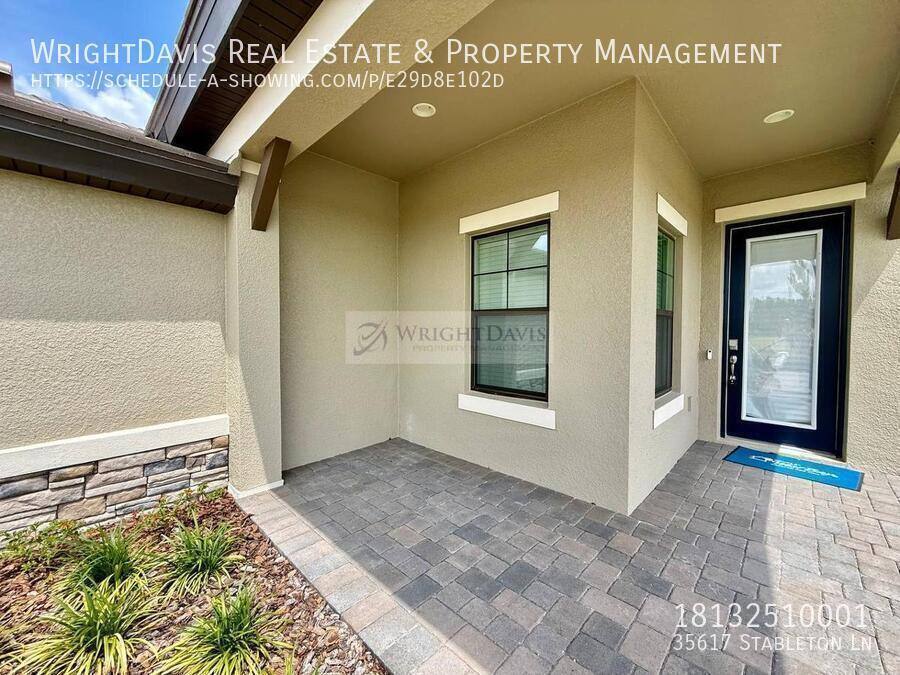 Townhouse for rent at 35617 Stableton Lane, Zephyrhills, FL 33541