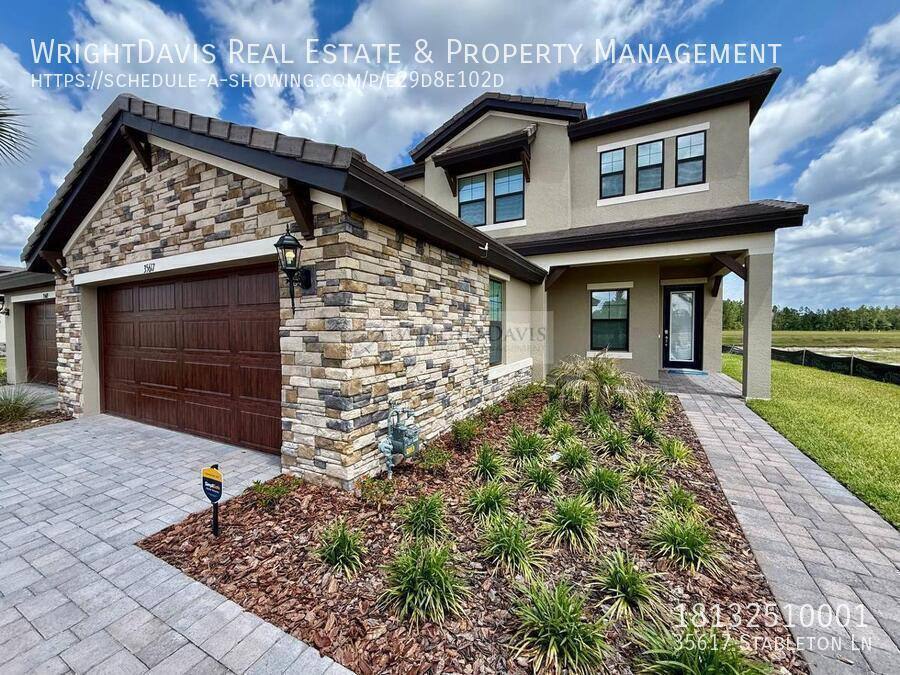 Townhouse for rent at 35617 Stableton Lane, Zephyrhills, FL 33541