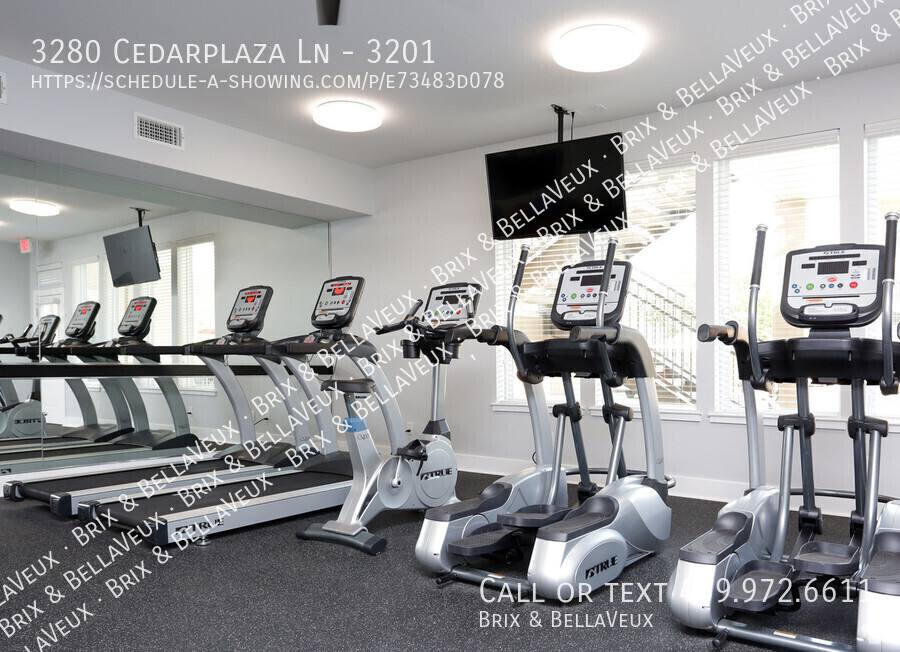 Apartment for rent at 3280 Cedarplaza Lane #3201, Dallas, TX 75235
