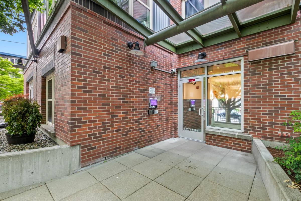 Condo for rent at 1620 Belmont Ave, Seattle, WA 98122