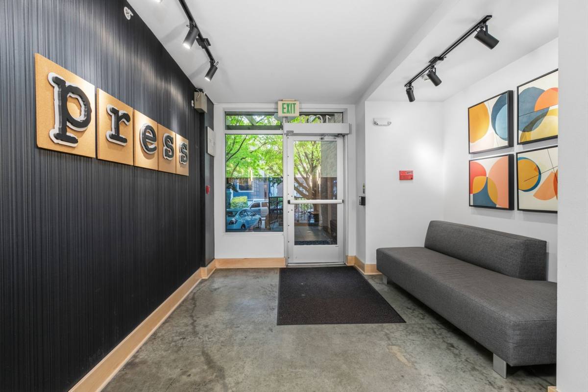 Condo for rent at 1620 Belmont Ave, Seattle, WA 98122