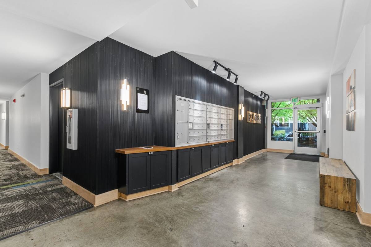 Condo for rent at 1620 Belmont Ave, Seattle, WA 98122