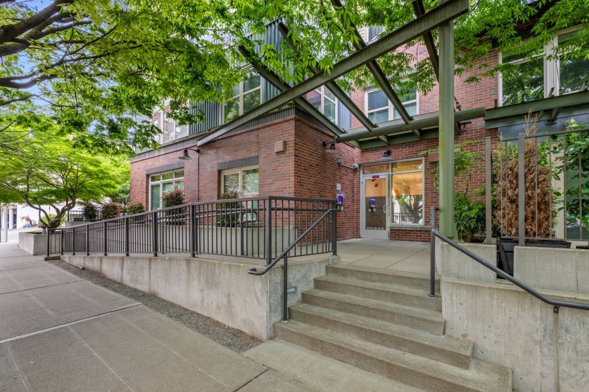 Condo for rent at 1620 Belmont Ave, Seattle, WA 98122