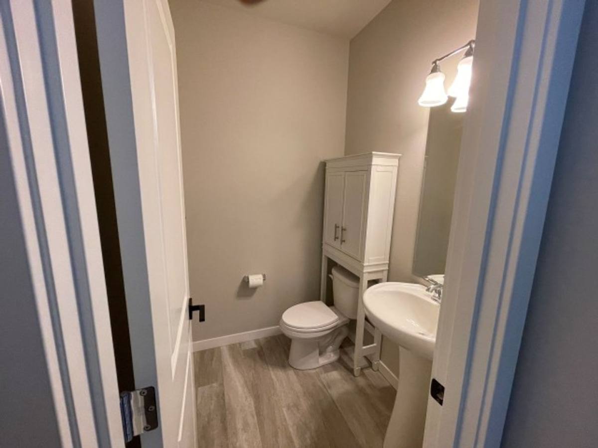 Townhouse for rent at 13420 Manor Way, Lynnwood, WA 98087